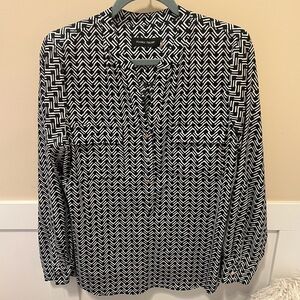 Ivanka Trump White and Black Women’s Mosaic Long Sleeve Blouse
